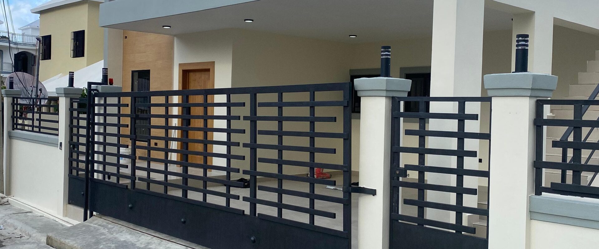 Exclusiva casa con acabado en porcelanato y cocina alta gama