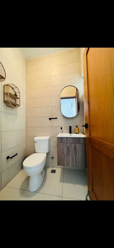 Casa ideal para vivir con comodidad y estilo en cada espacio
