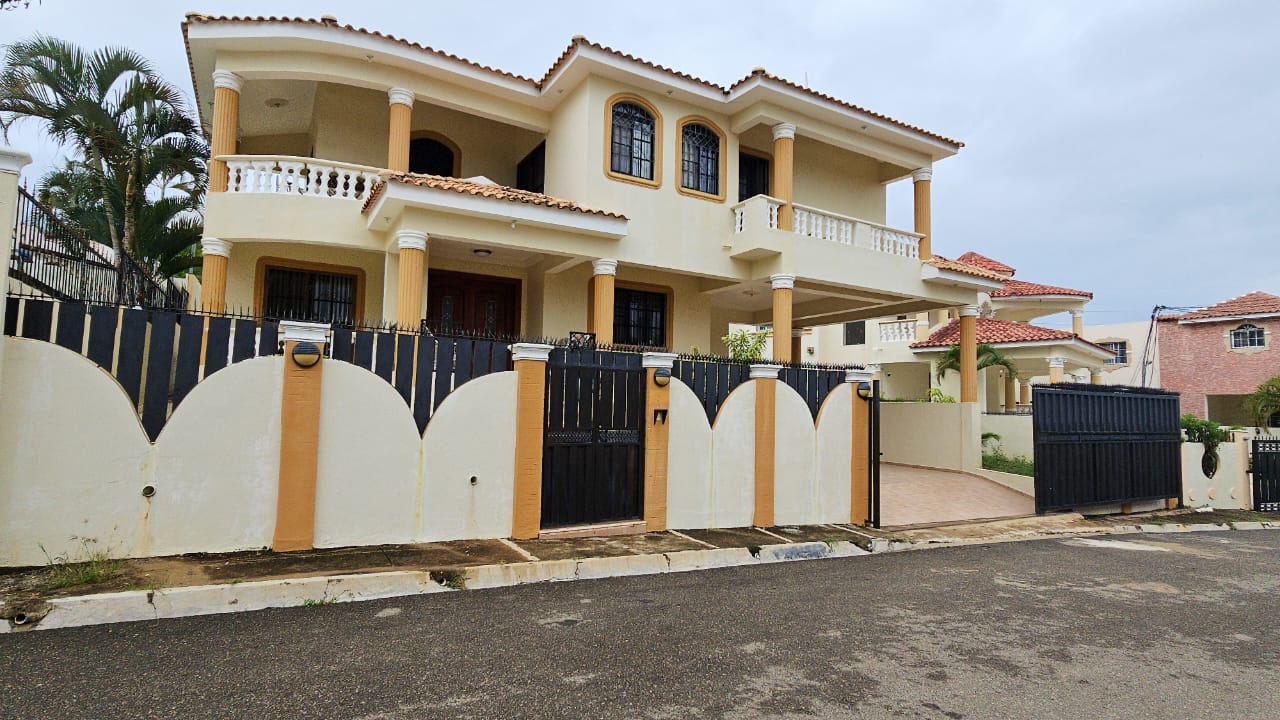 Morado de lujo con encanto natural y paz total