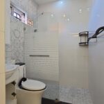 Vivienda con diseño funcional luz natural y confort en cada área