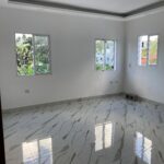 Refugio de ensueño con jardines y espacios abiertos