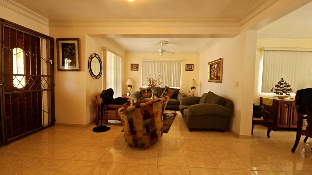 Morado de lujo con encanto natural y paz total