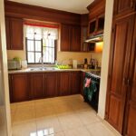 Morado de lujo con encanto natural y paz total